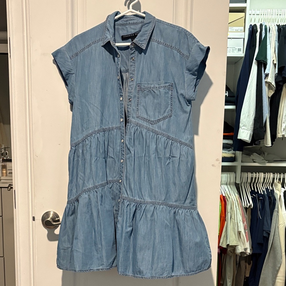 Veronica Beard Light Blue Denim Mini Shirt Dress. SZ 4.